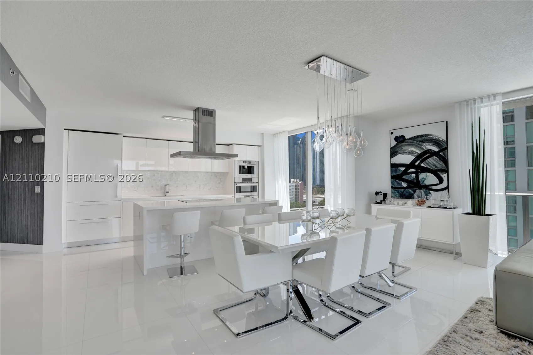 330 Sunny Isles Blvd #5-908