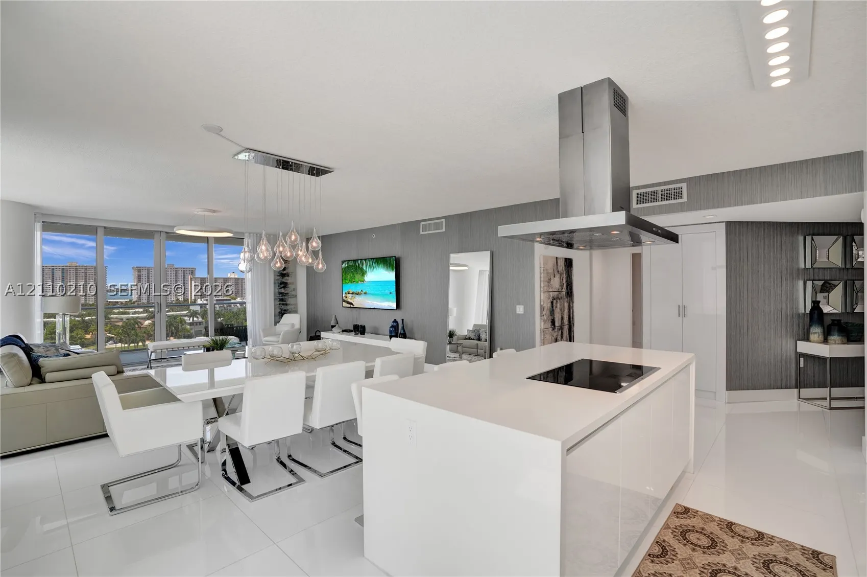 330 Sunny Isles Blvd #5-908