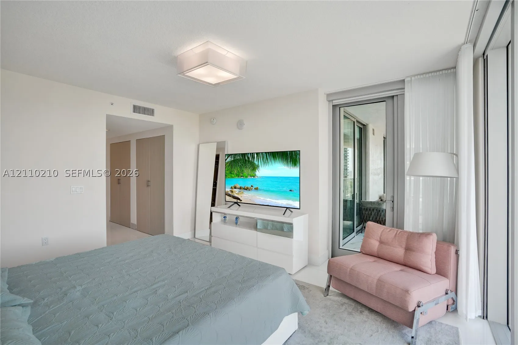 330 Sunny Isles Blvd #5-908
