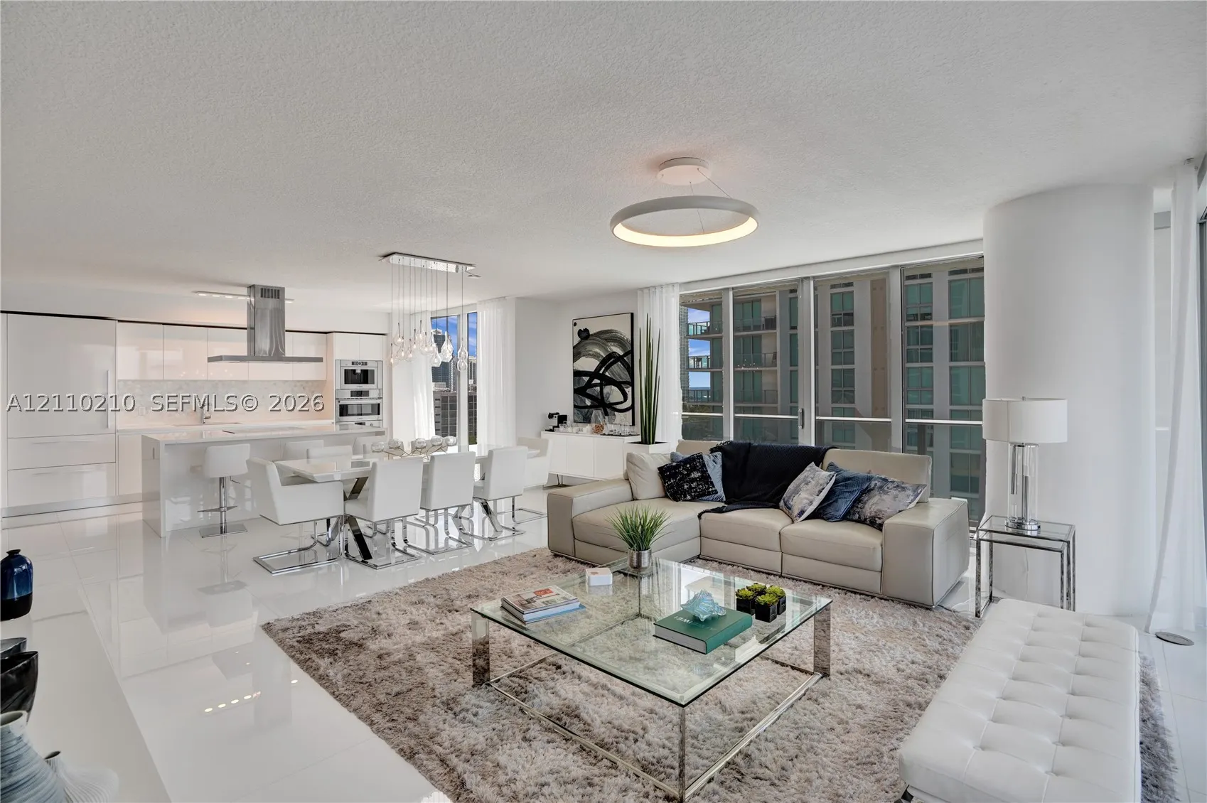 330 Sunny Isles Blvd #5-908