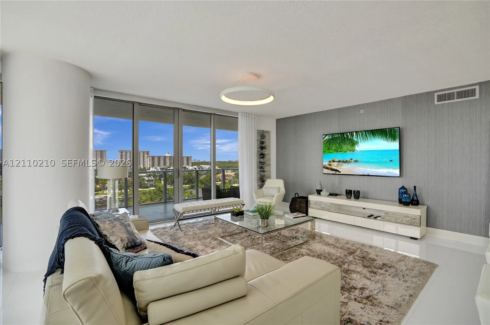 330 Sunny Isles Blvd #5-908