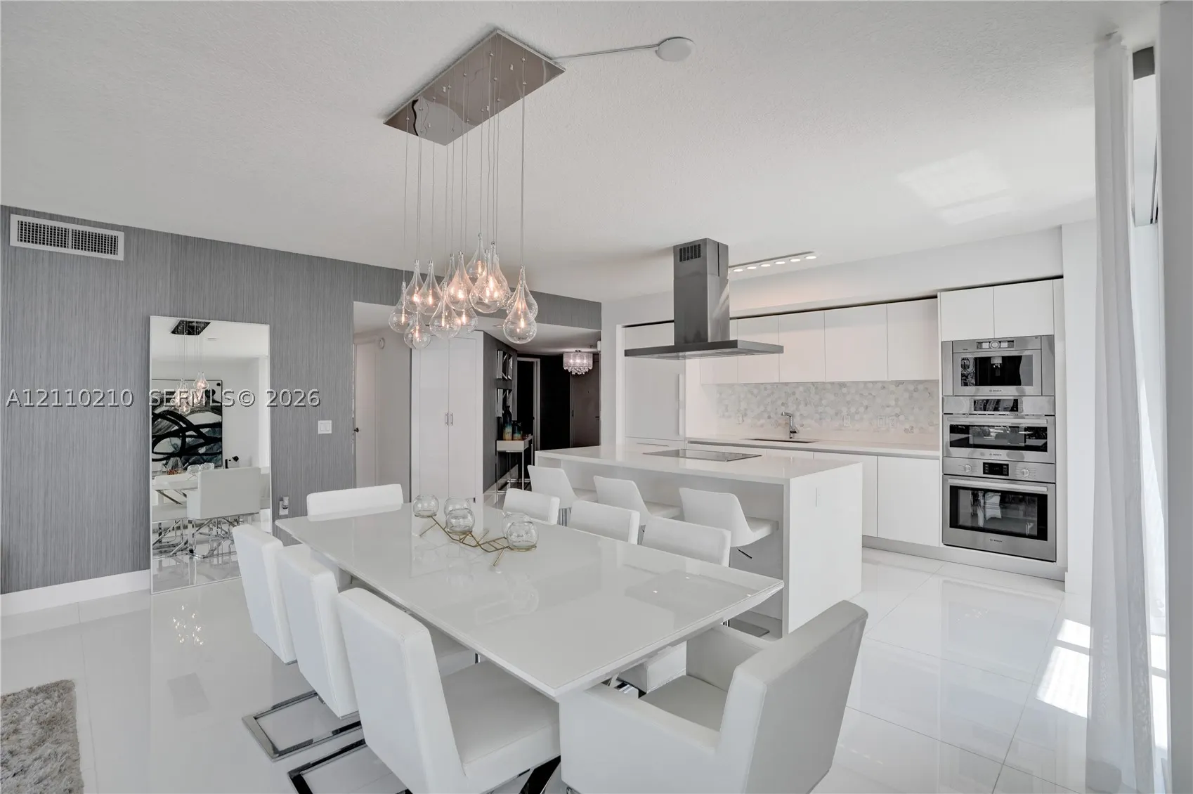 330 Sunny Isles Blvd #5-908