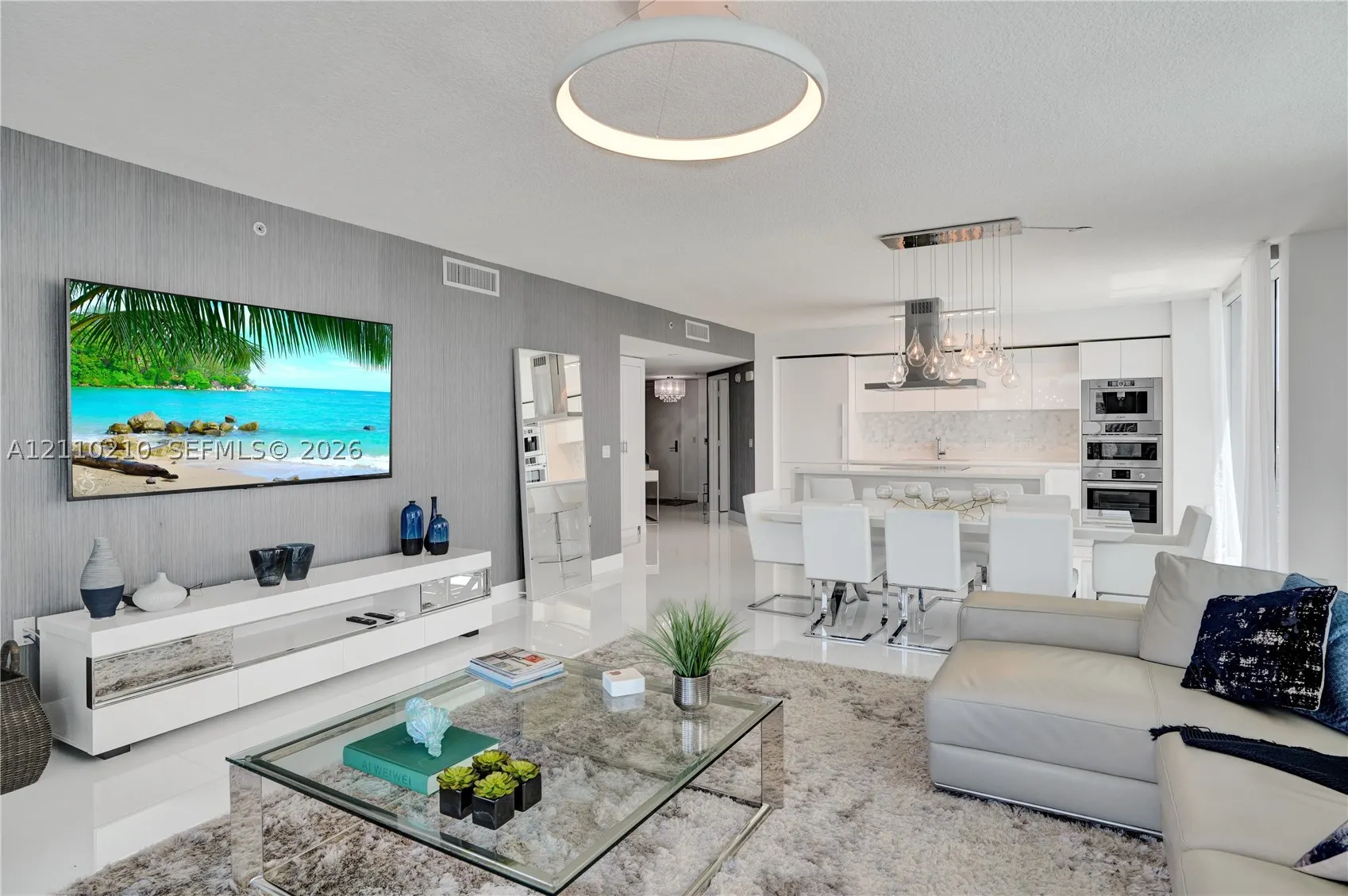 330 Sunny Isles Blvd #5-908