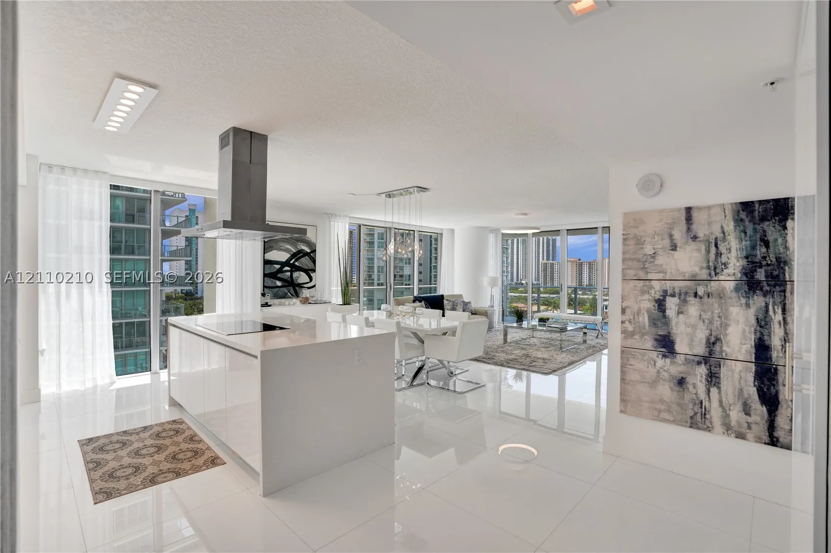 330 Sunny Isles Blvd #5-908