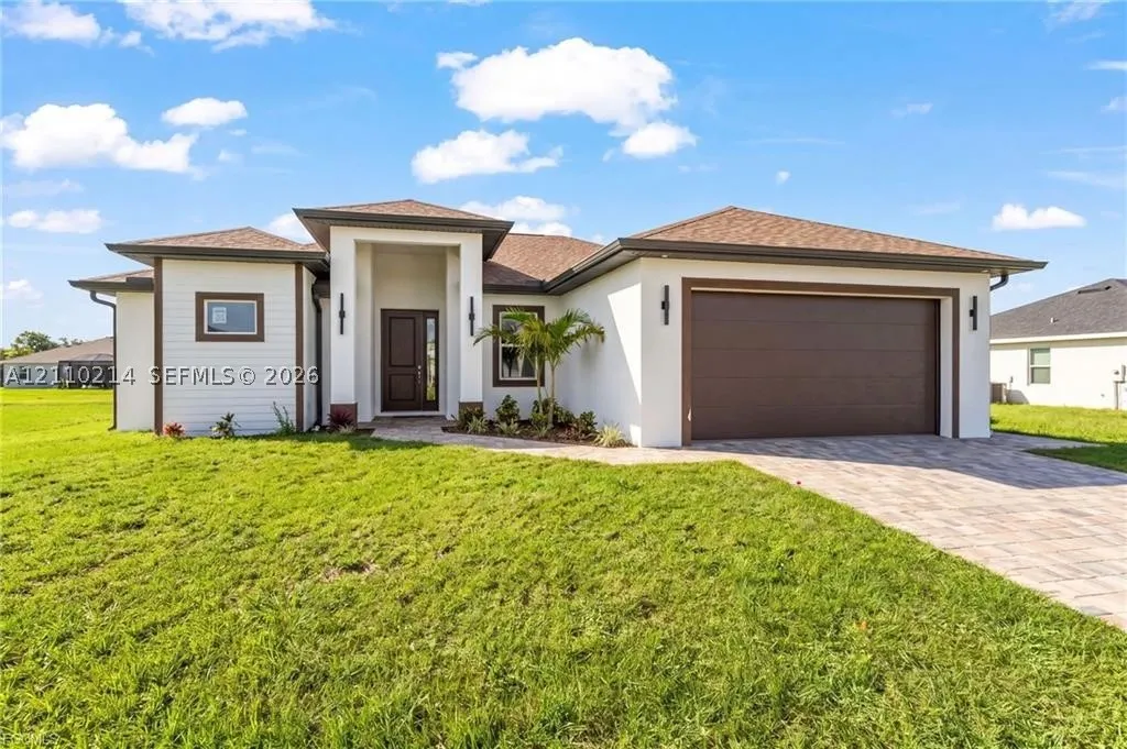 7 SW 19TH Pl