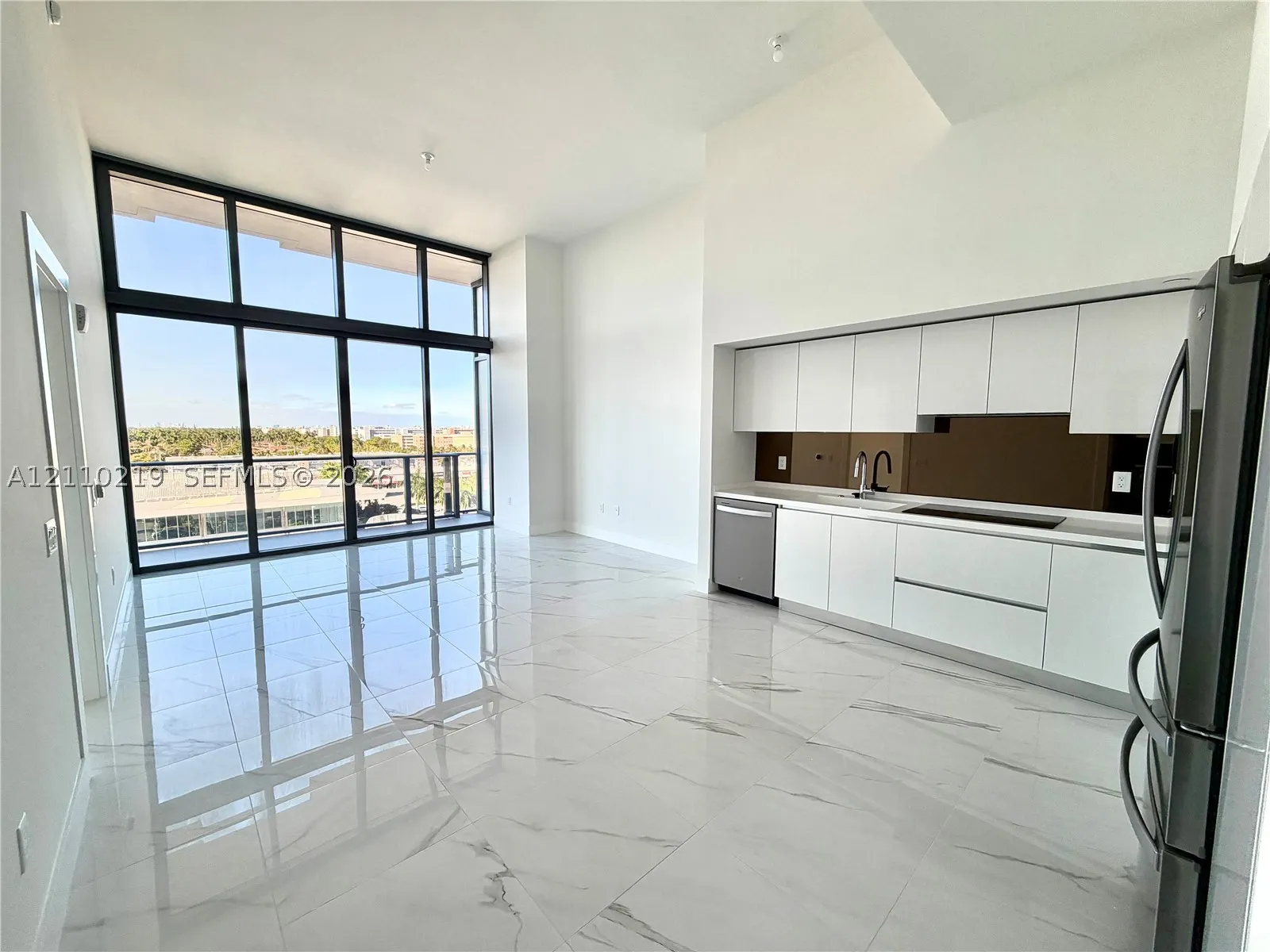 1170 E Hallandale Beach blvd #605
