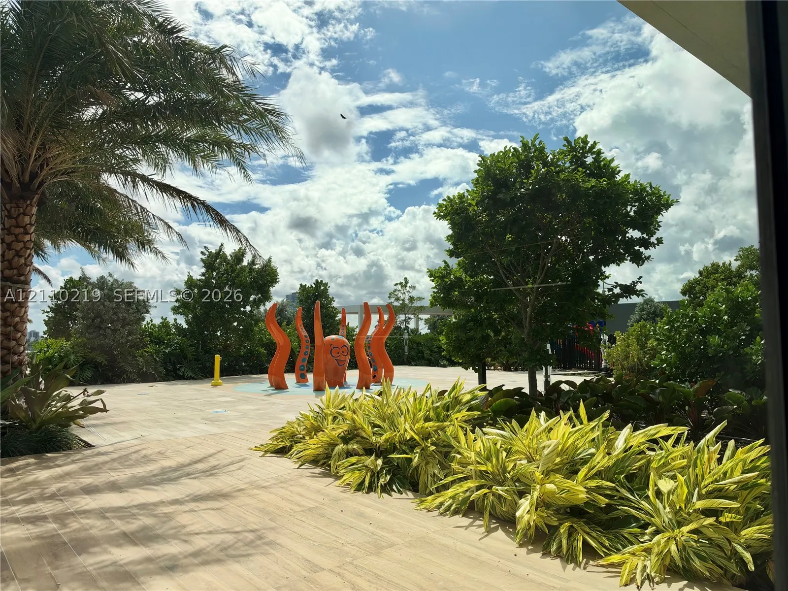 1170 E Hallandale Beach blvd #605