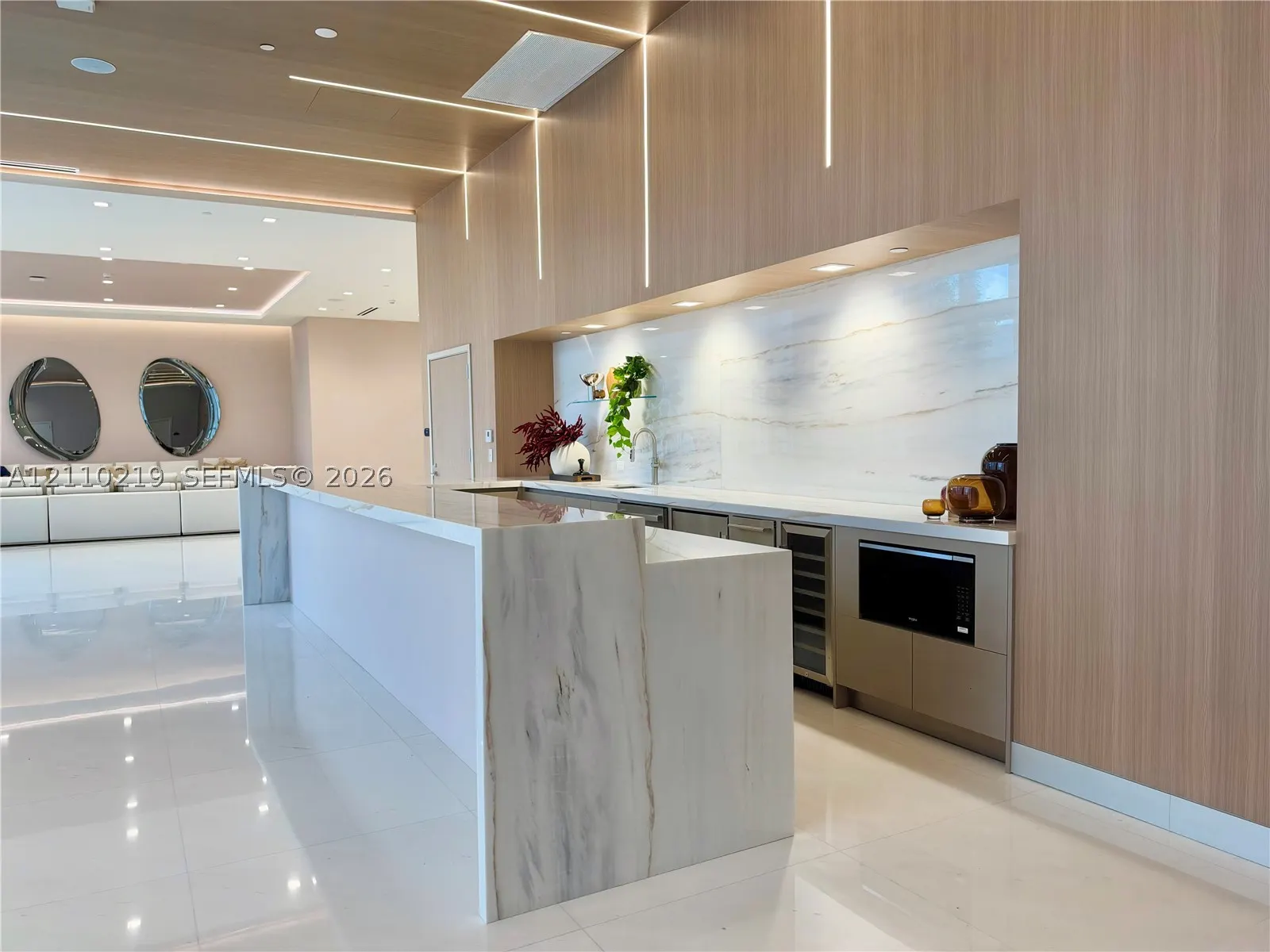 1170 E Hallandale Beach blvd #605