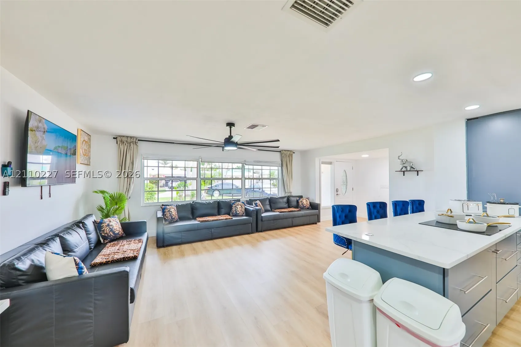 450 Bayshore Dr