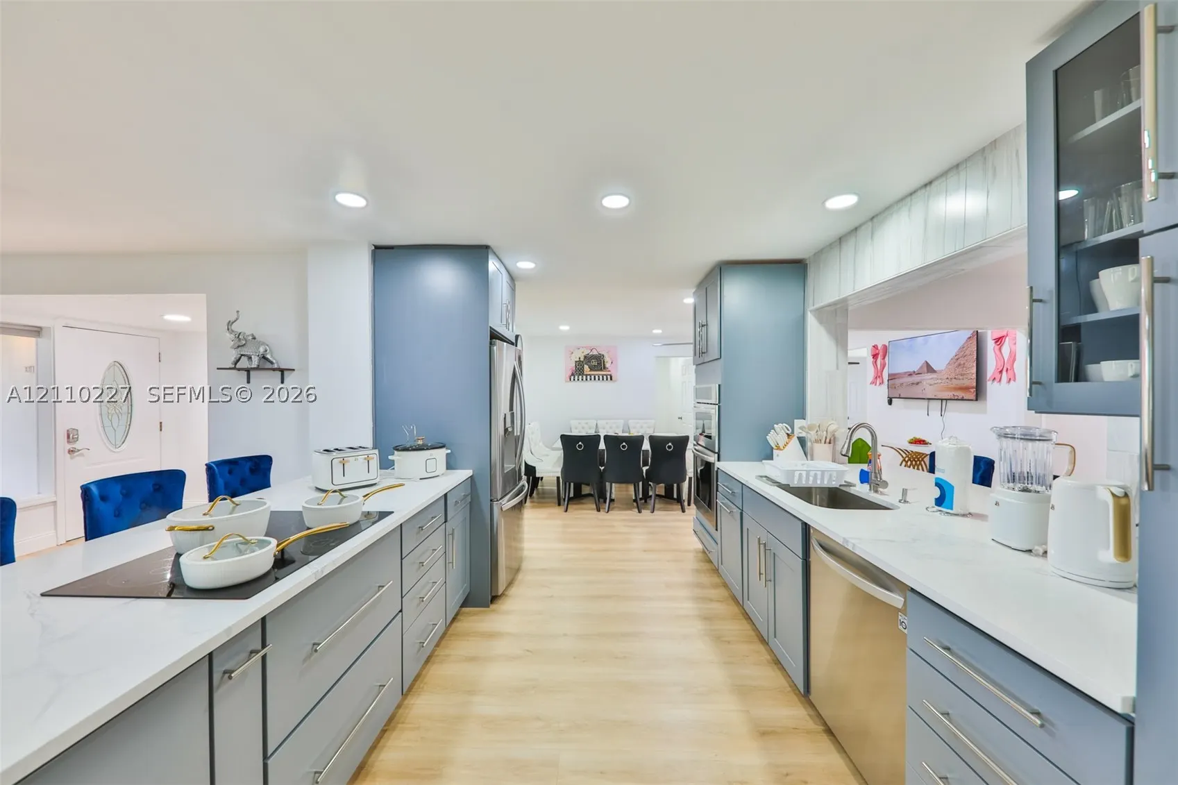 450 Bayshore Dr