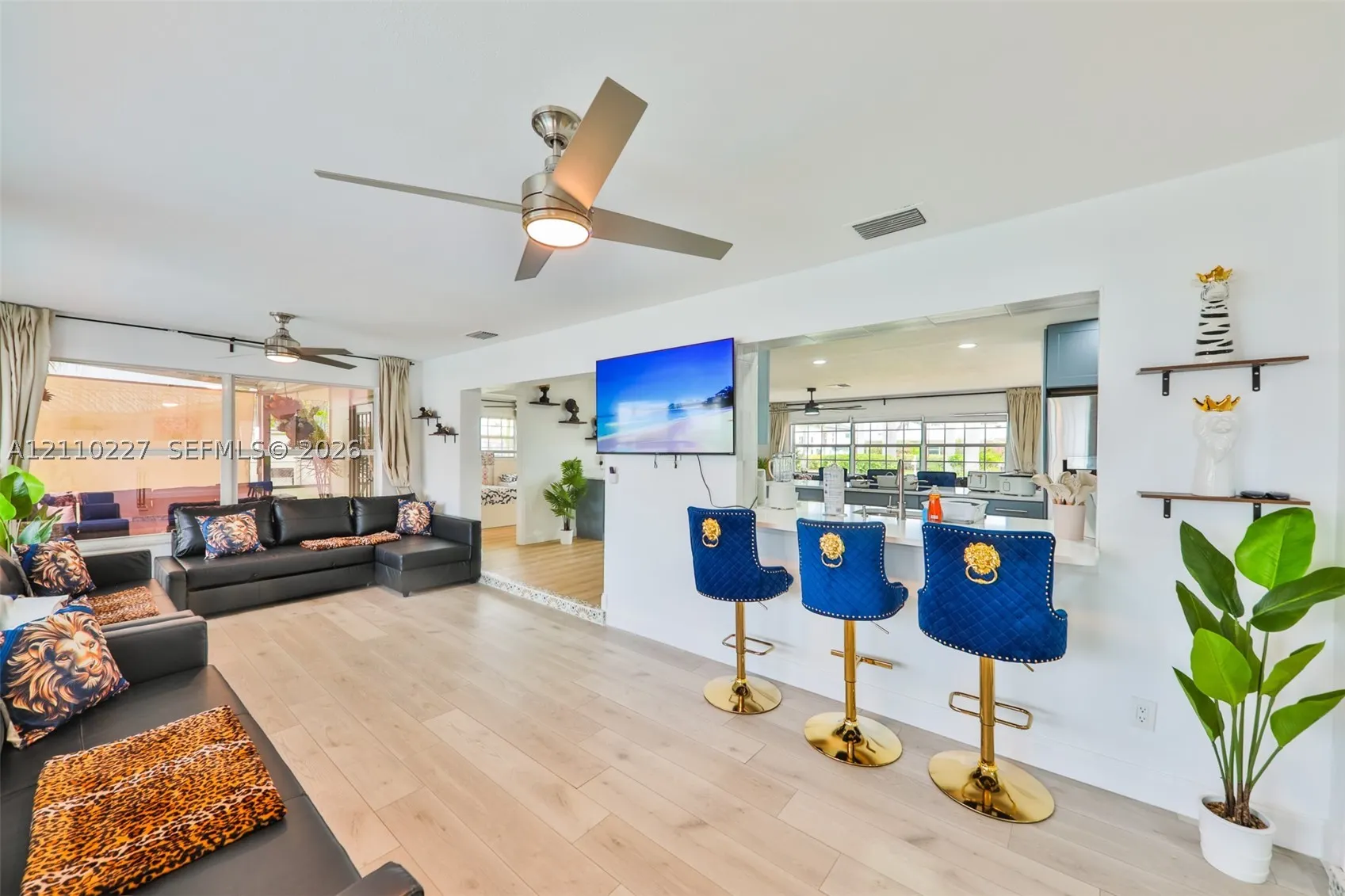 450 Bayshore Dr
