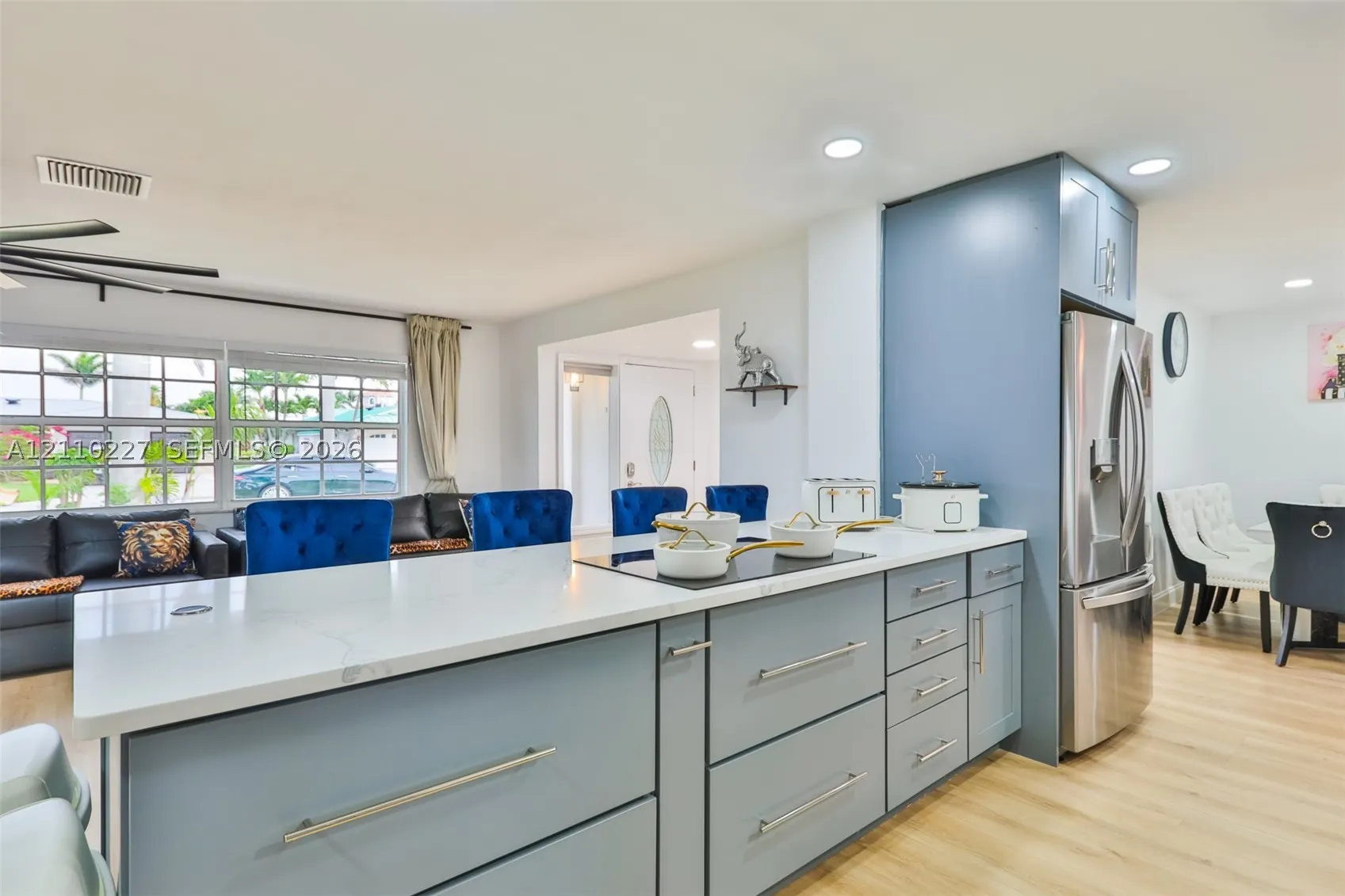 450 Bayshore Dr