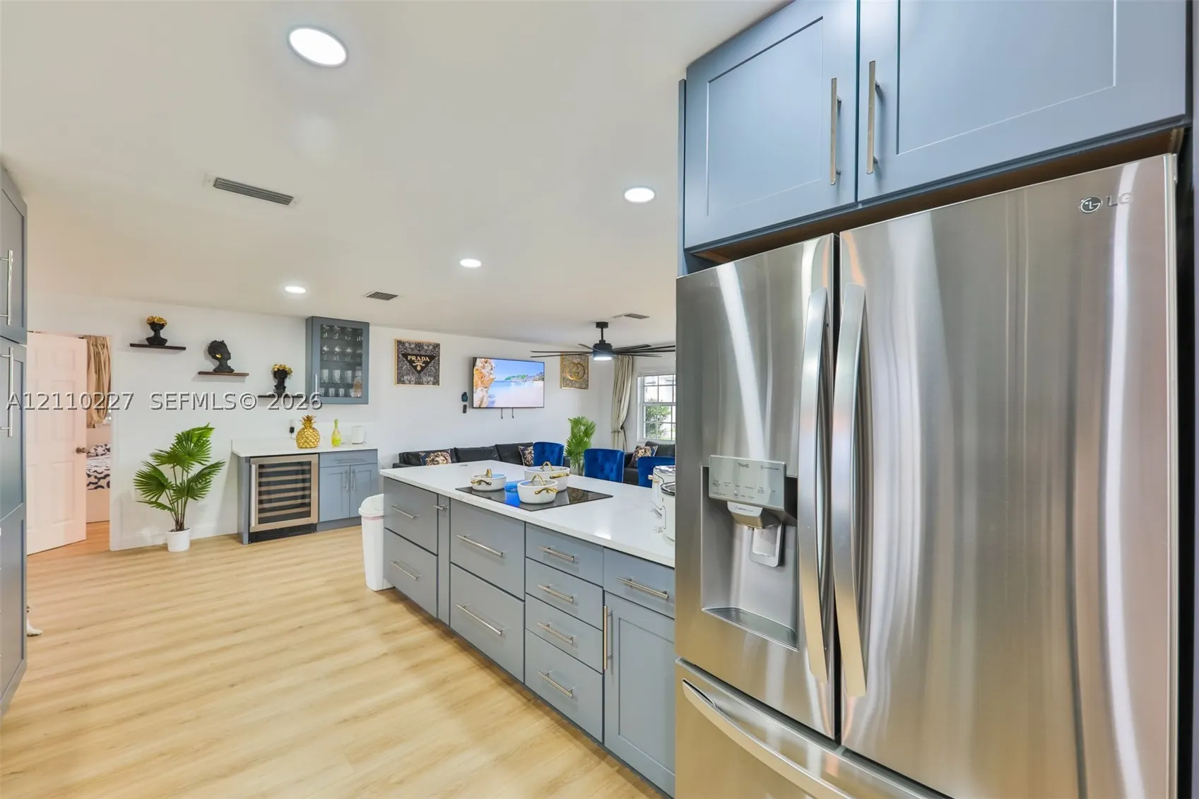 450 Bayshore Dr