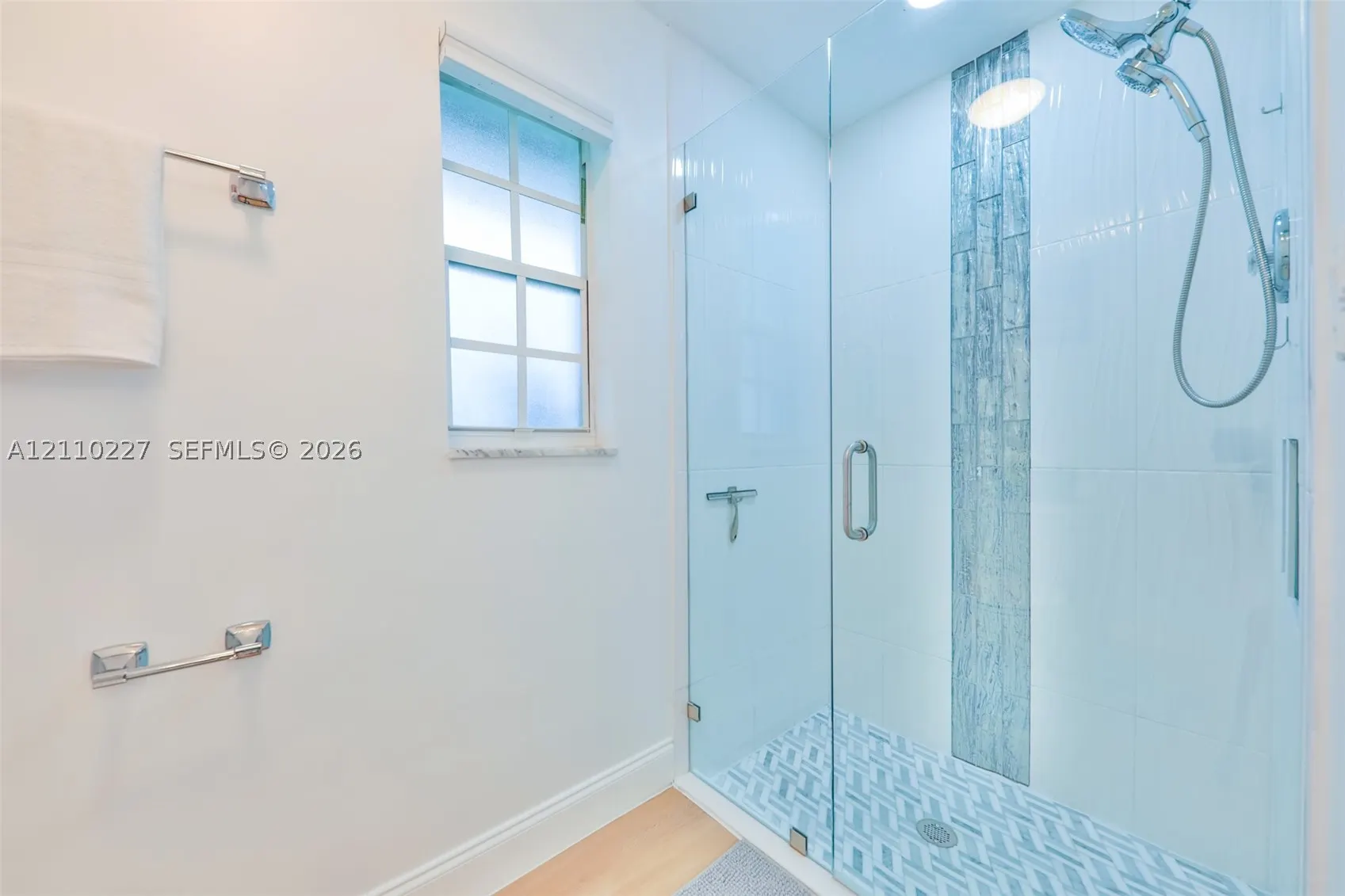 450 Bayshore Dr
