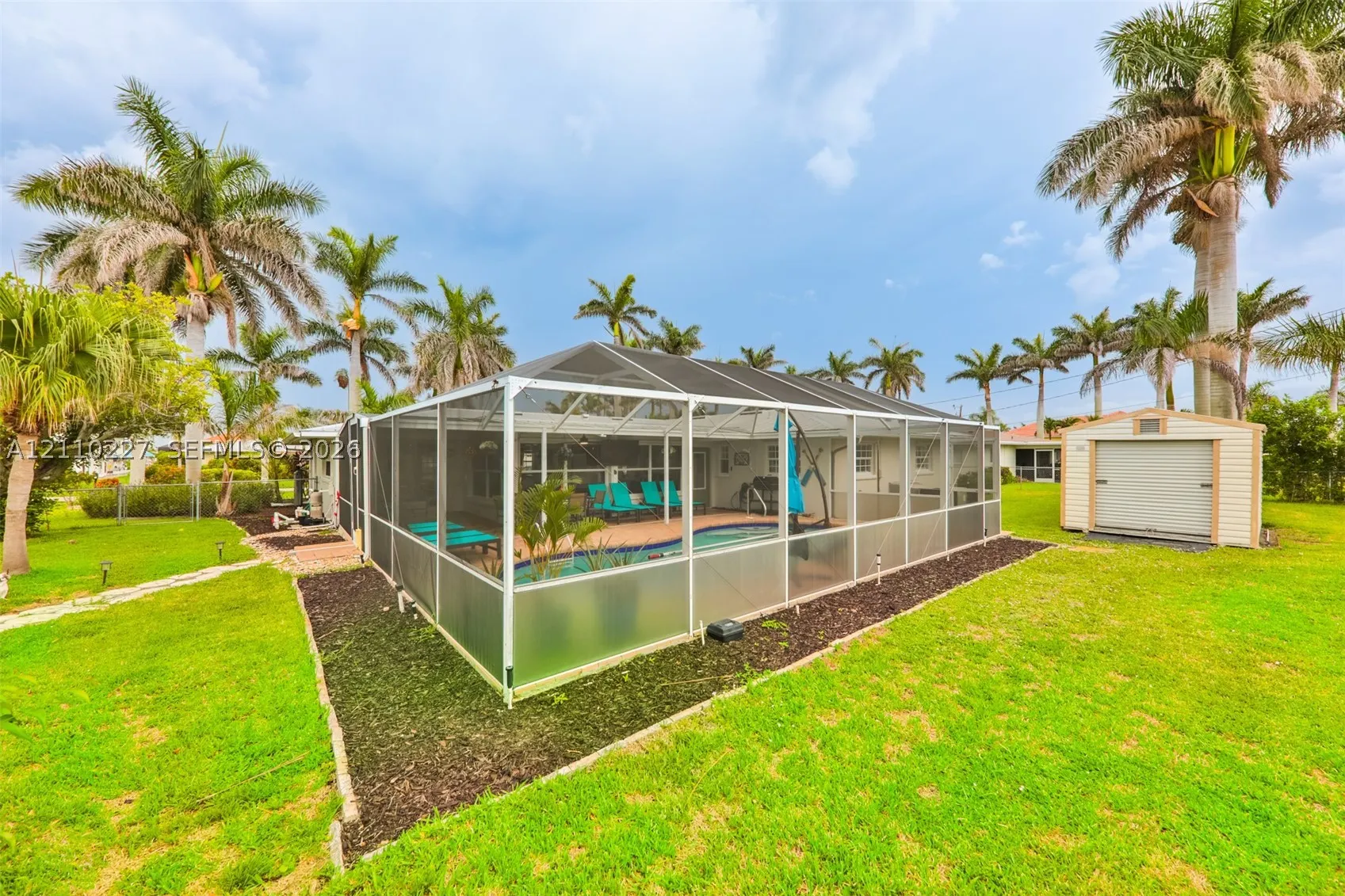 450 Bayshore Dr