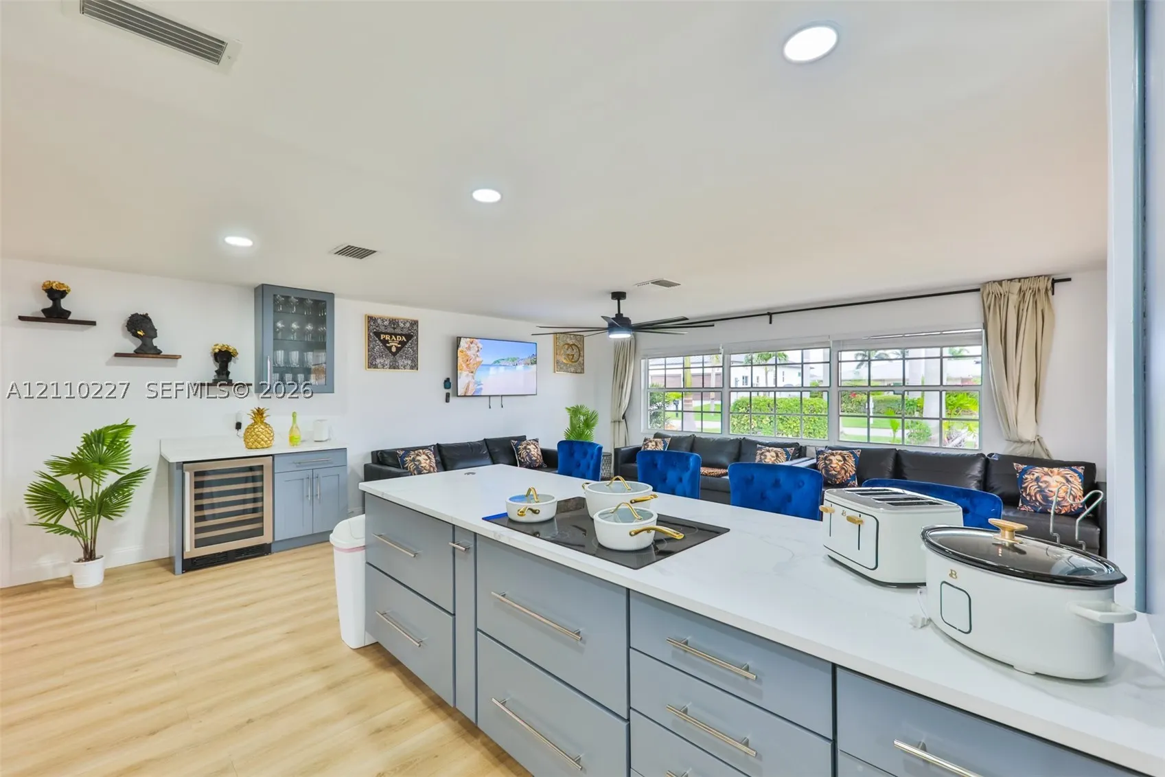 450 Bayshore Dr