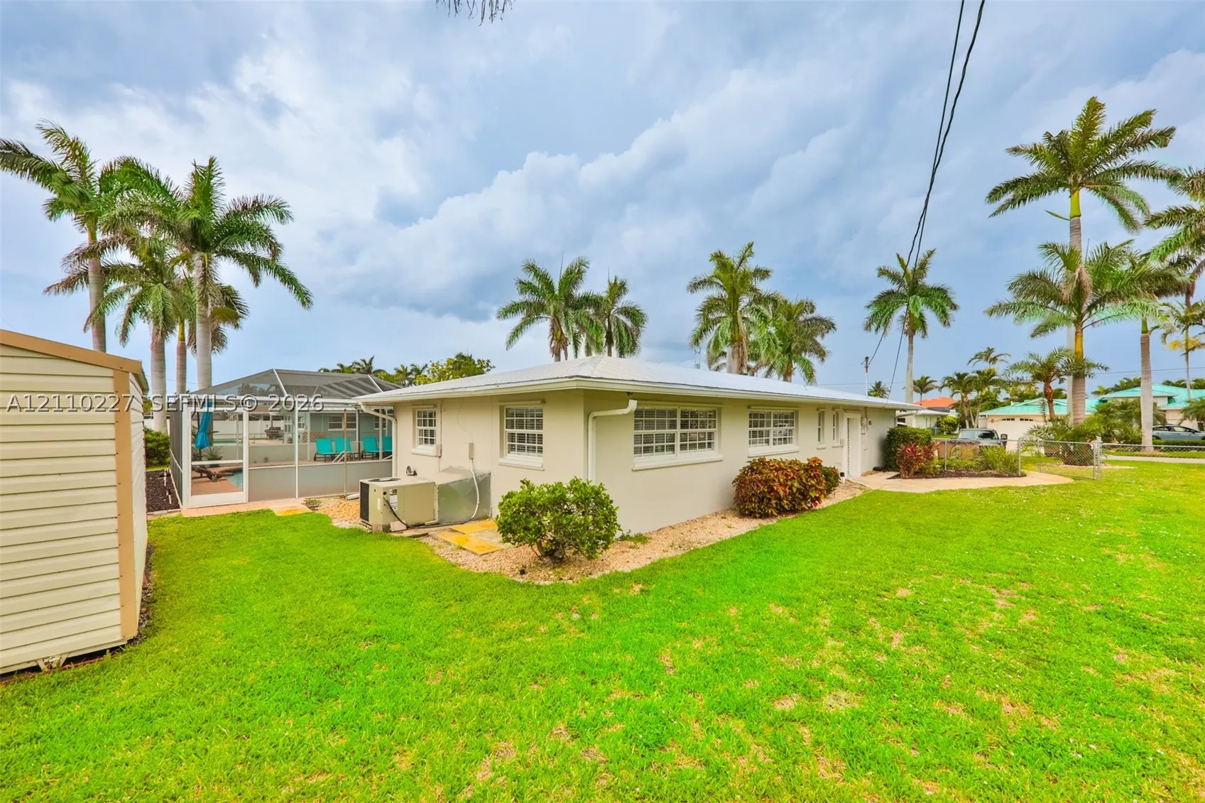 450 Bayshore Dr