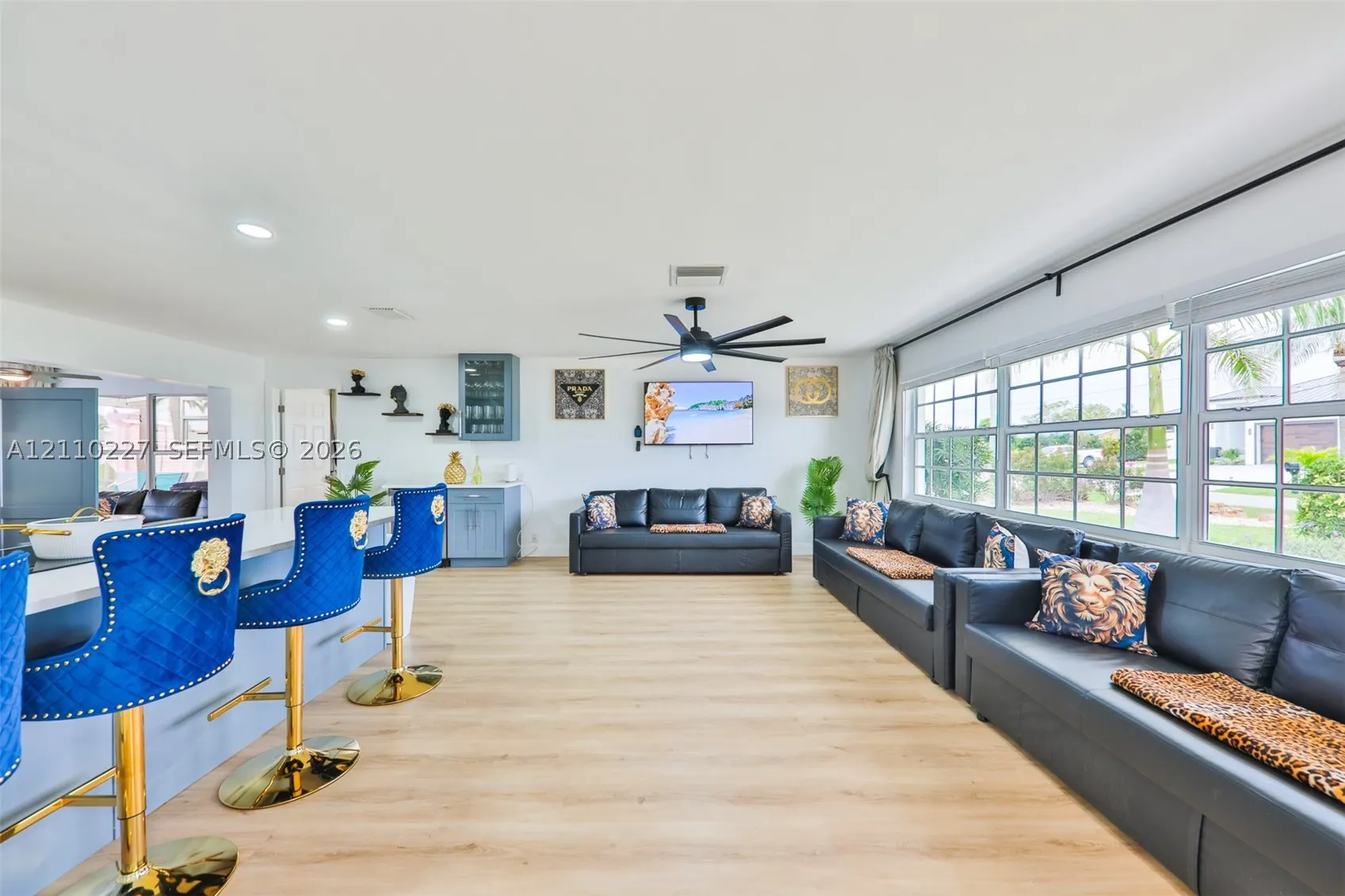 450 Bayshore Dr