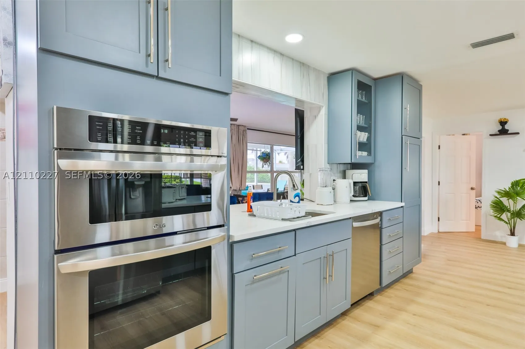 450 Bayshore Dr
