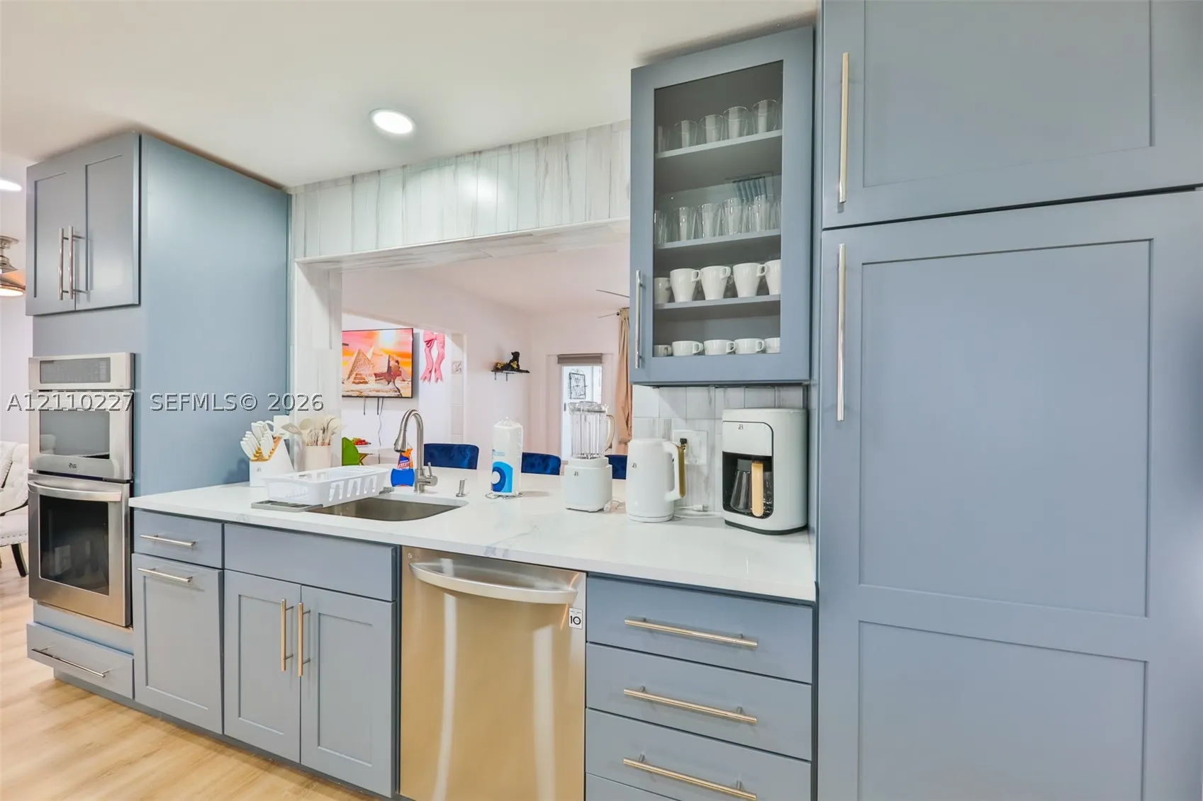 450 Bayshore Dr