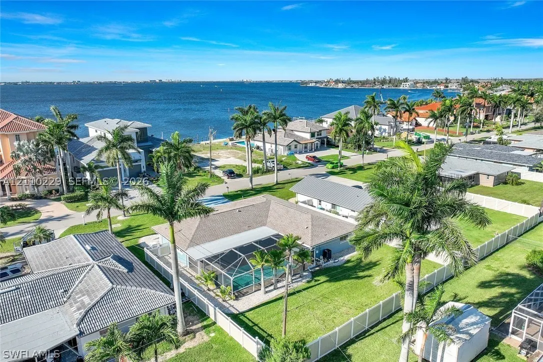 355 Bayshore Dr.