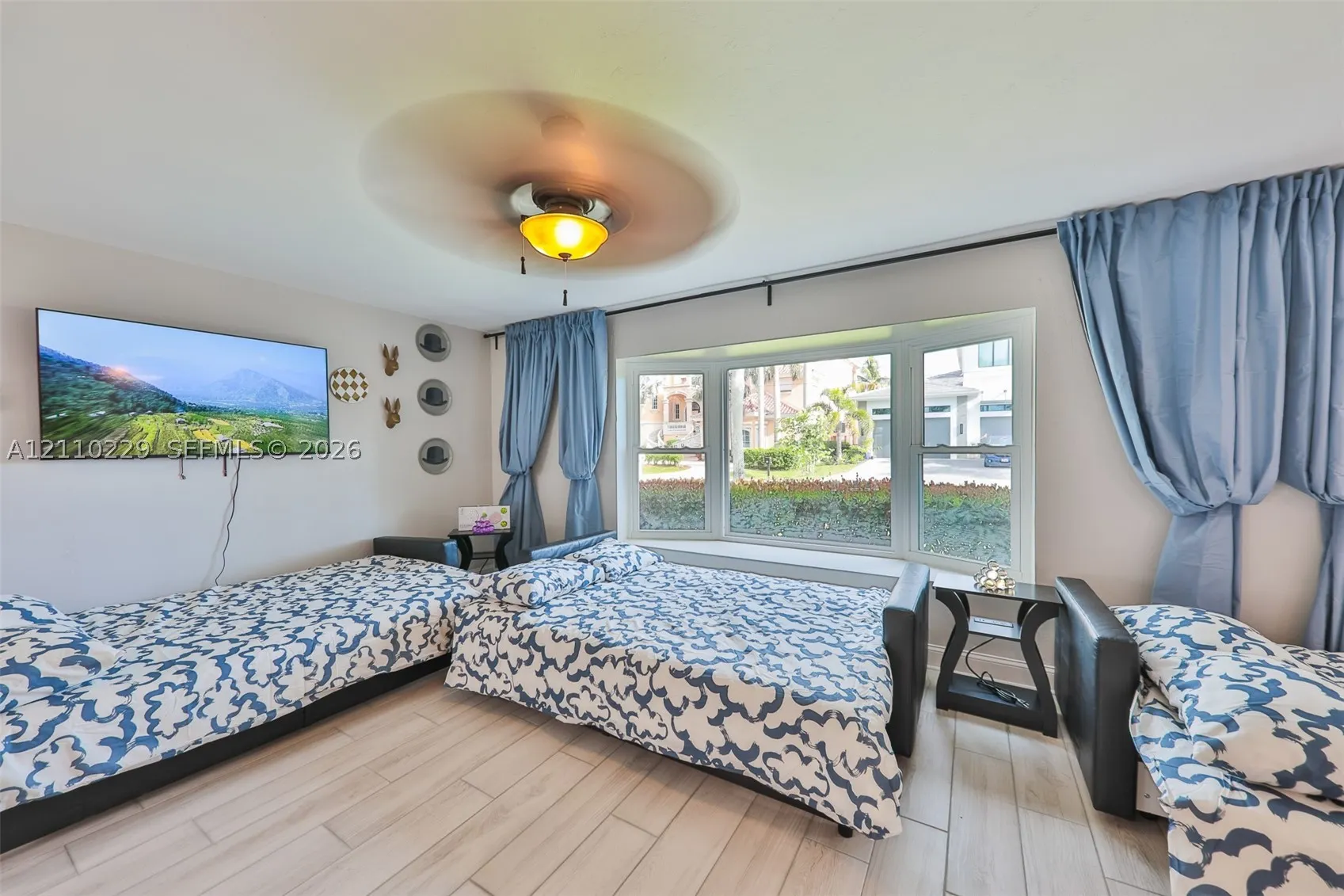 355 Bayshore Dr.