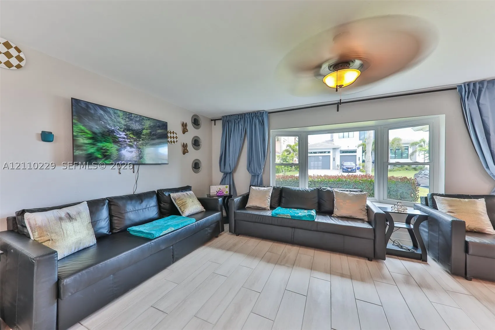 355 Bayshore Dr.