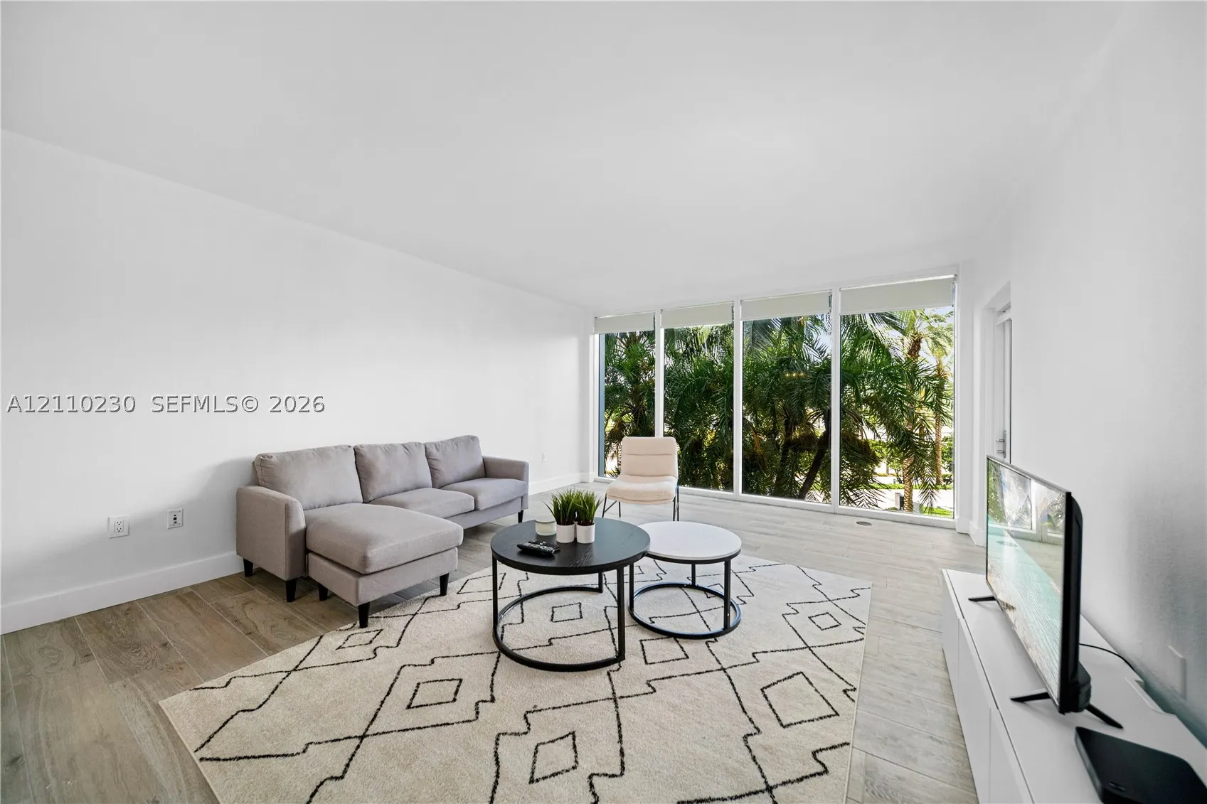 10275 Collins Ave #224