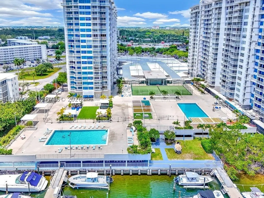 18041 Biscayne Blvd #1201