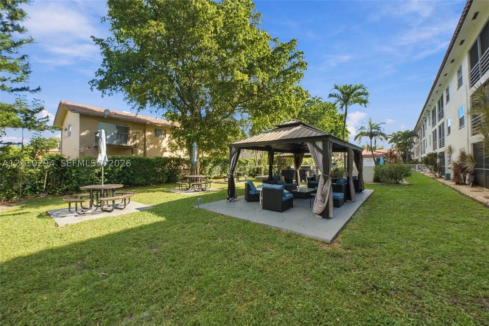 8605 W Sample Rd #211