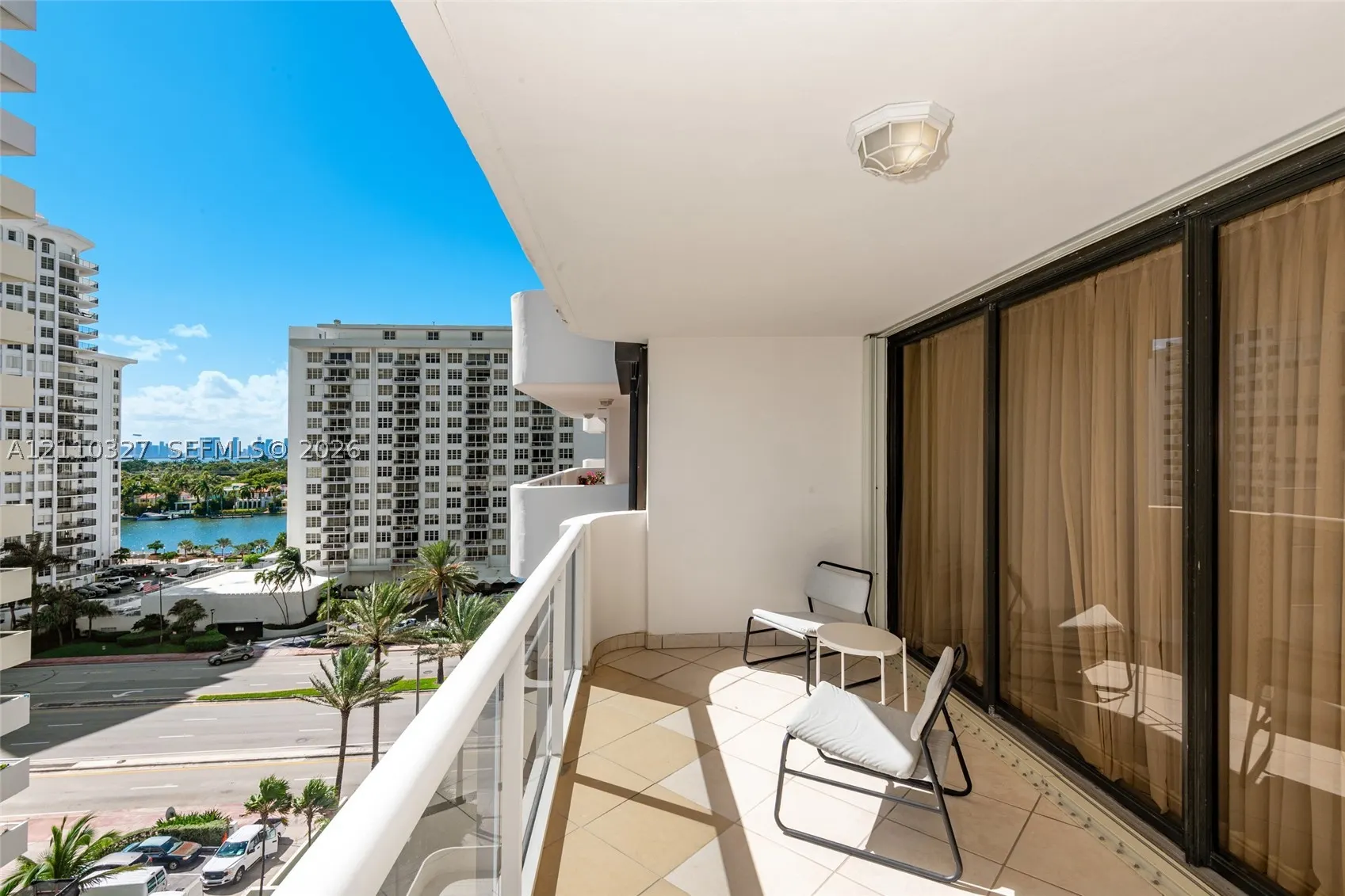 5757 Collins Ave #1005