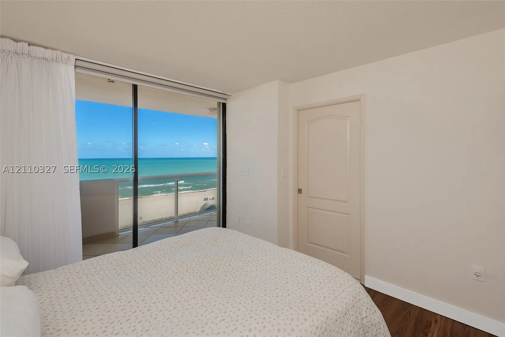 5757 Collins Ave #1005