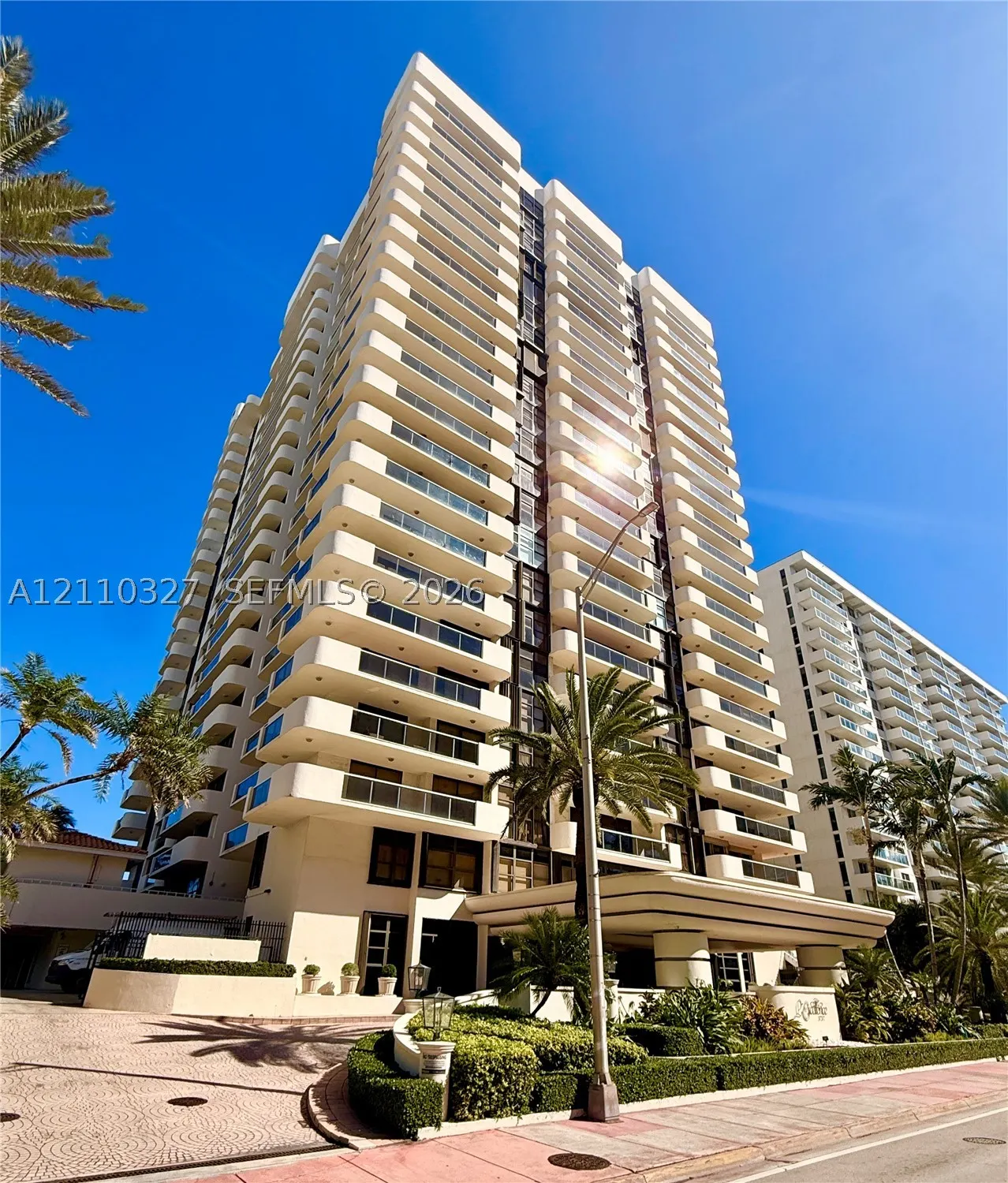 5757 Collins Ave #1005