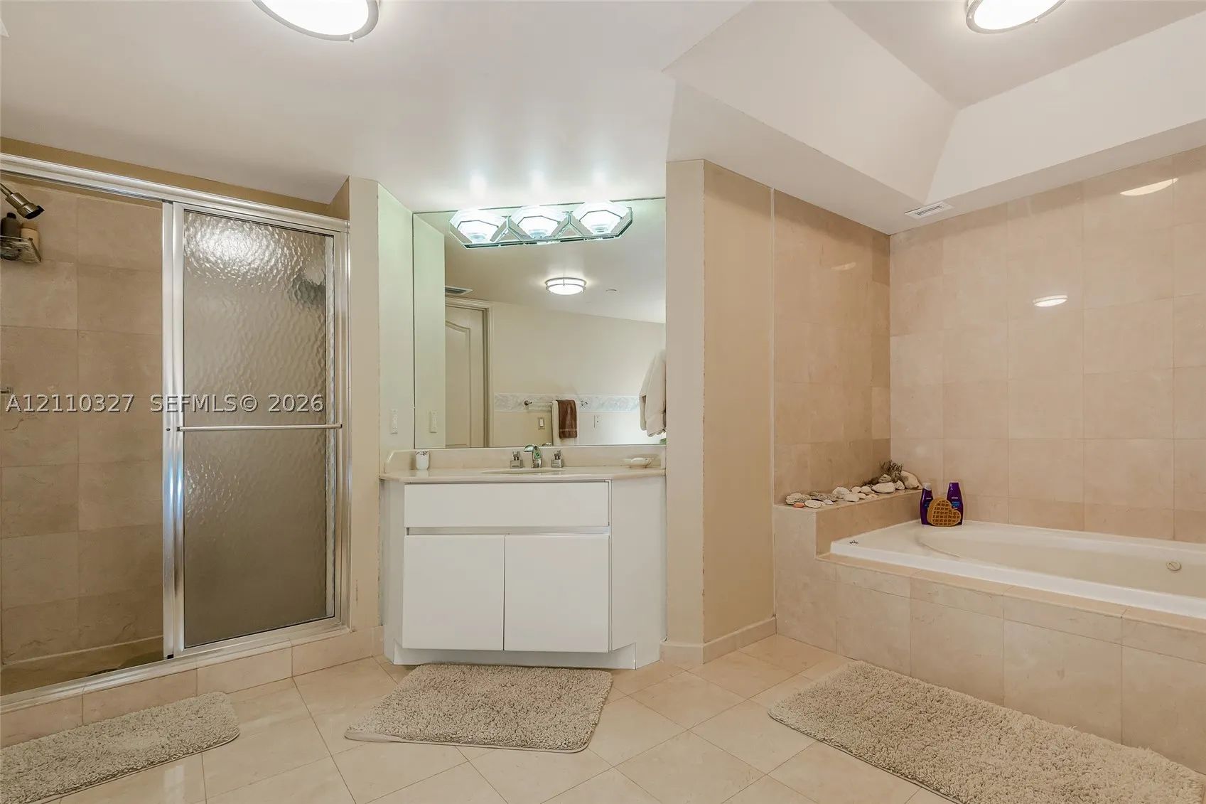 5757 Collins Ave #1005