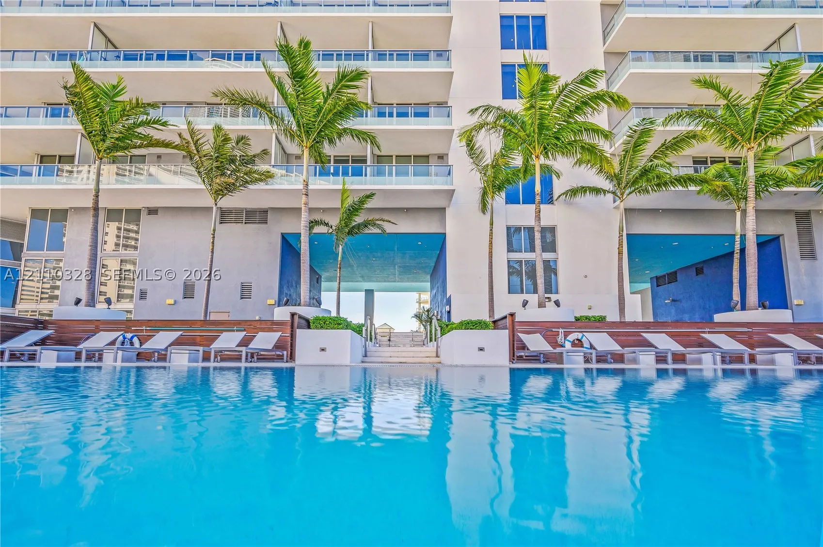 1300 Brickell Bay Dr #1603