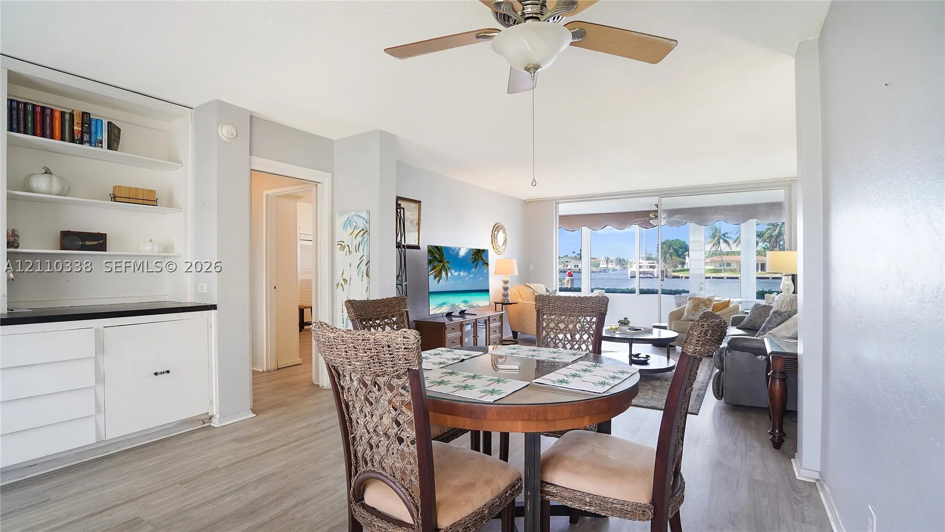 401 N Riverside Dr #105