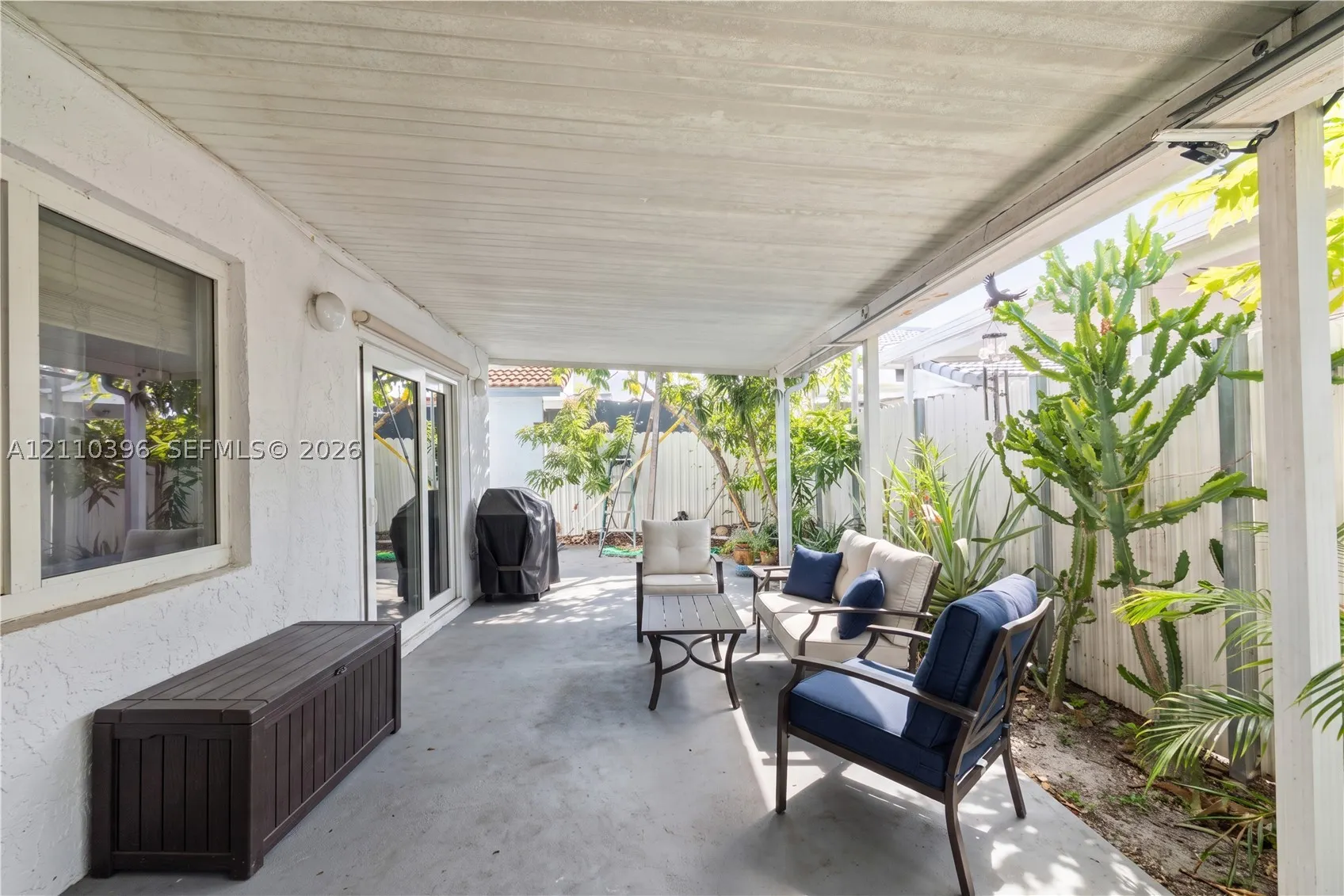 9182 NW 112th Ter
