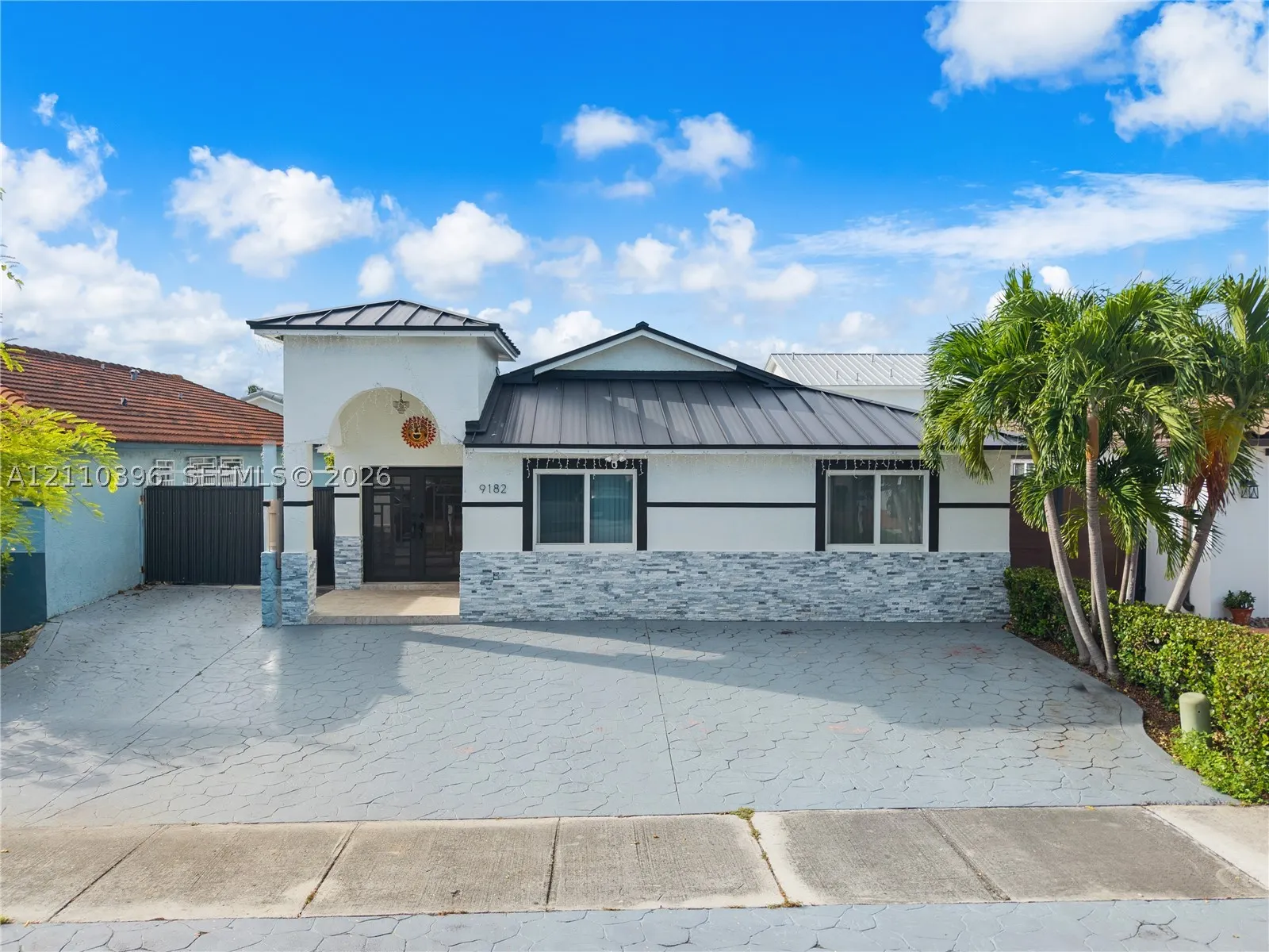 9182 NW 112th Ter