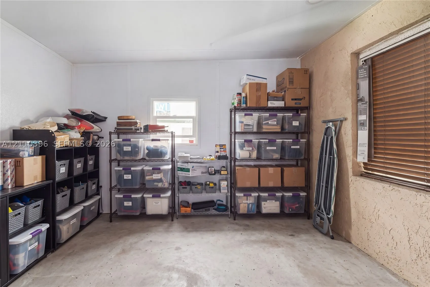 9182 NW 112th Ter