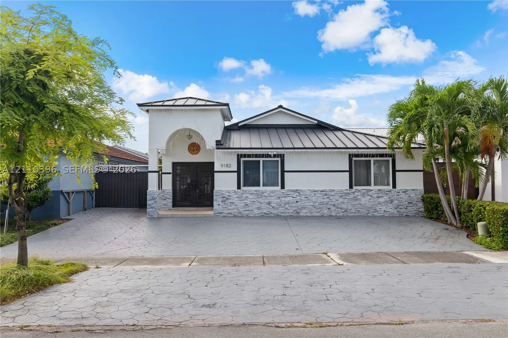 9182 NW 112th Ter