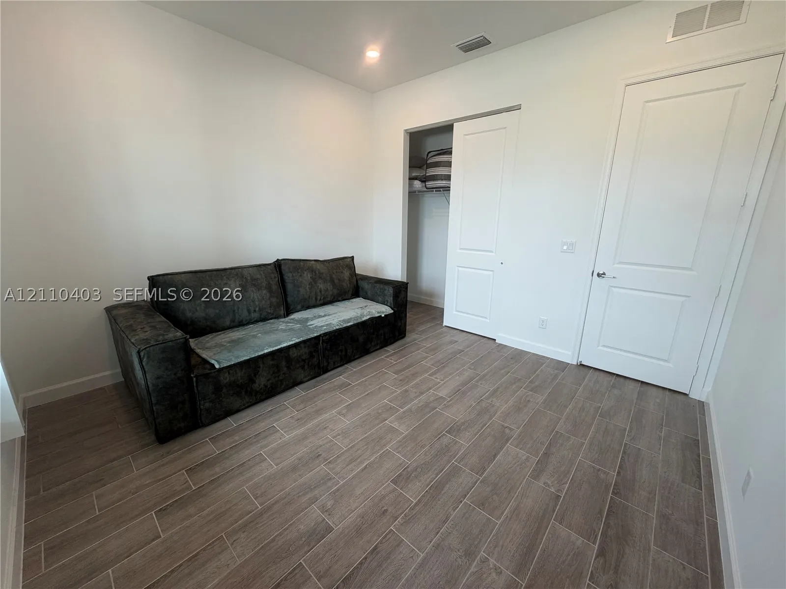 1172 Tangled Orchard Trce