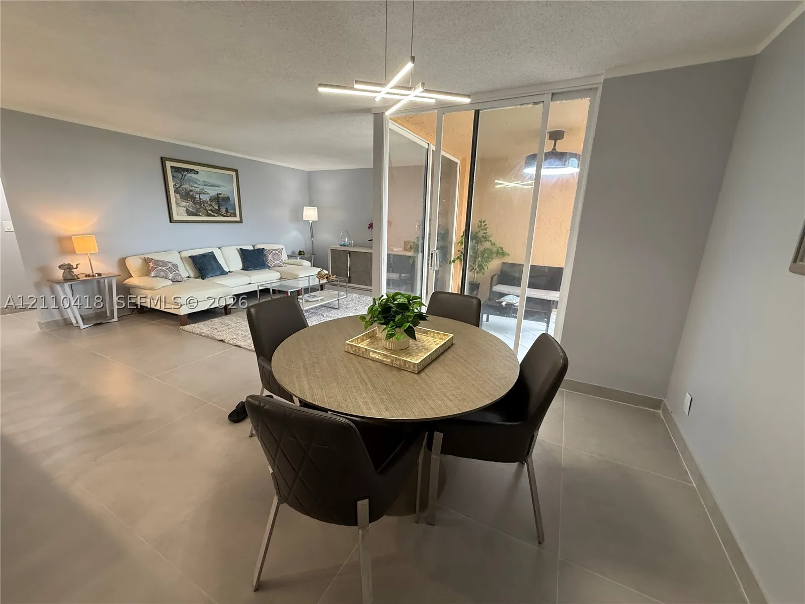 950 Egret Cir #5409
