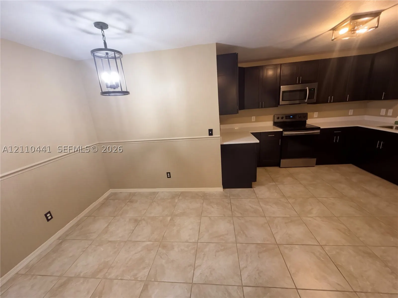 1538 N Lawnwood Cir #3