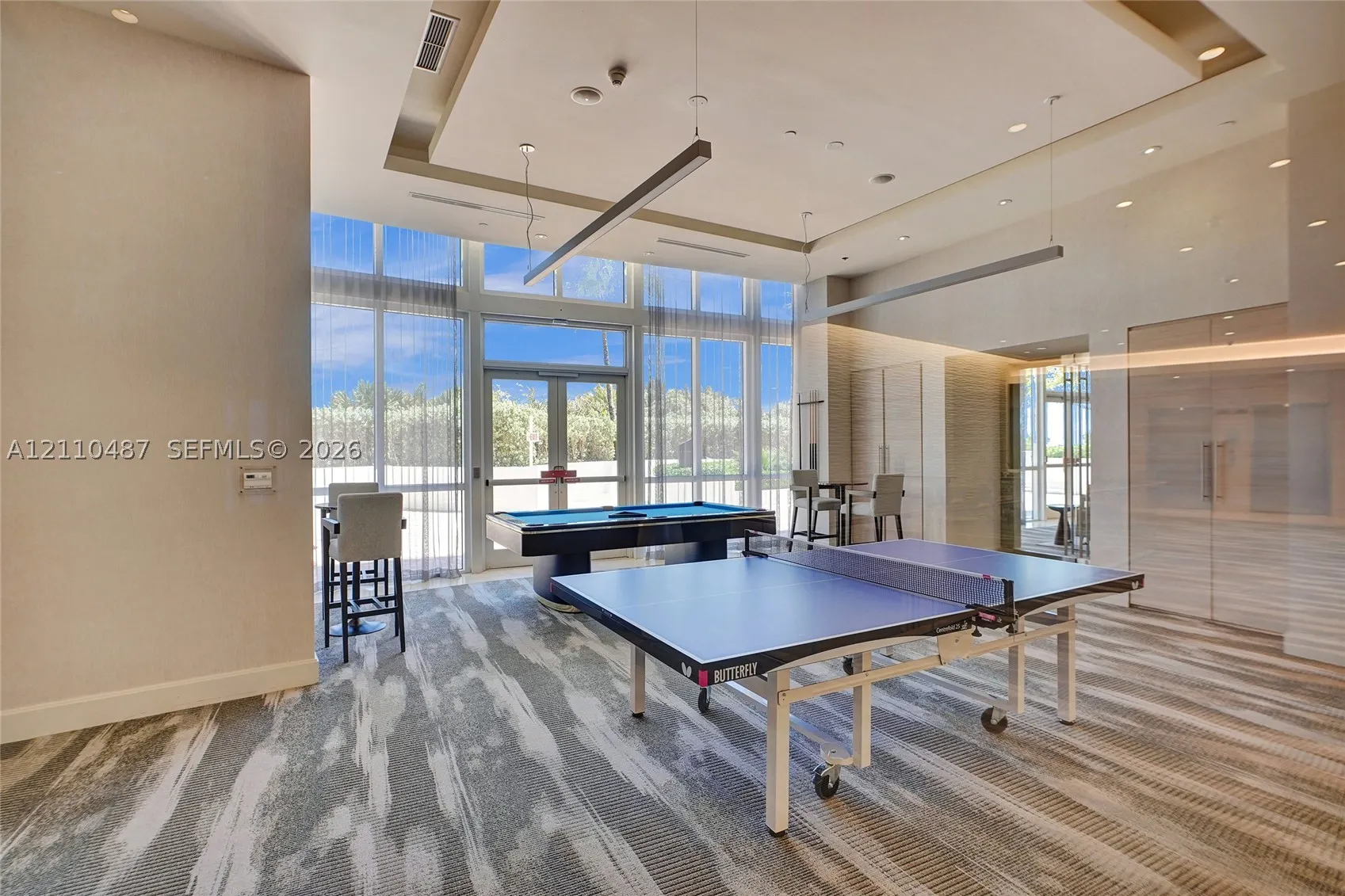 18201 Collins Ave #3402