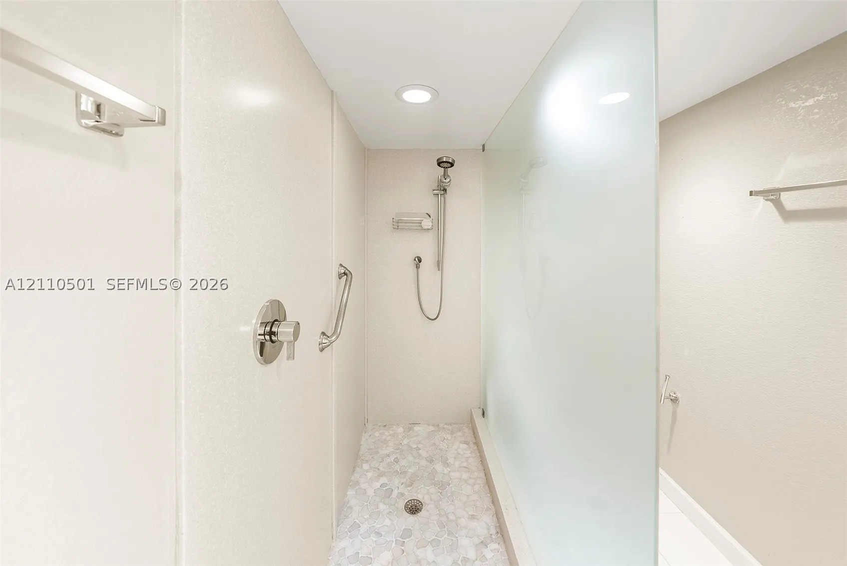 2880 NE 14th St Cswy #404