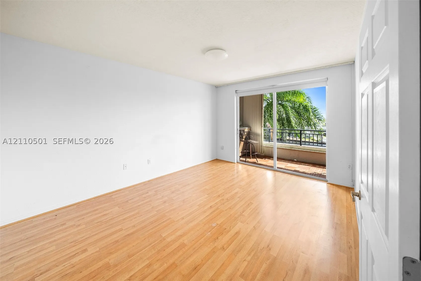 2880 NE 14th St Cswy #404