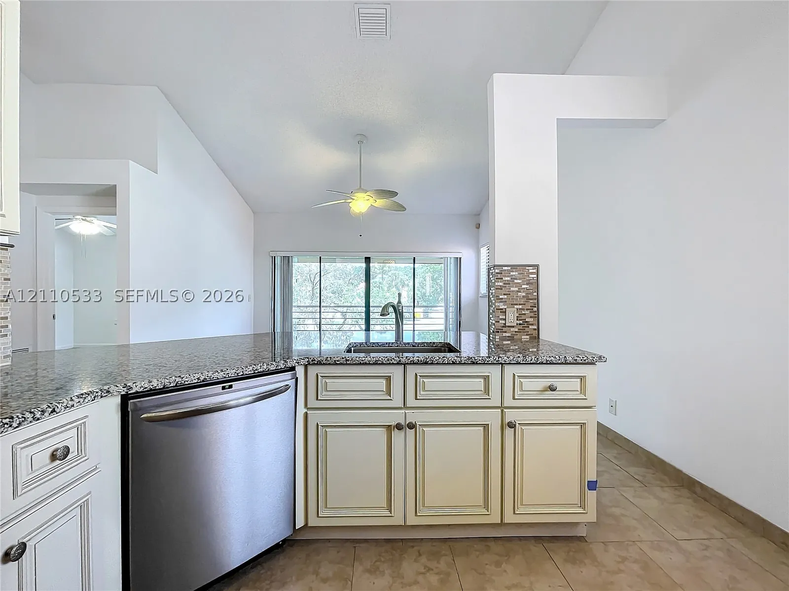 20 Via De Casas Sur #202