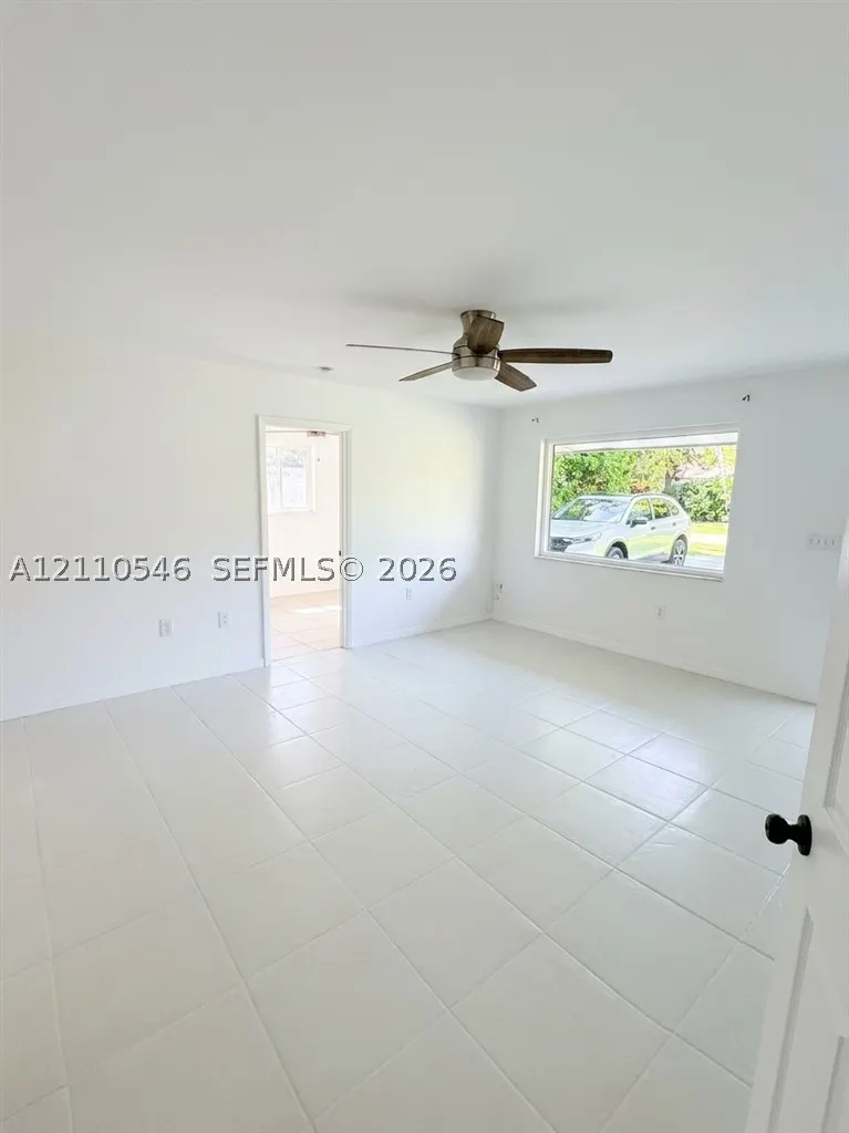 150 NW 44th St #0