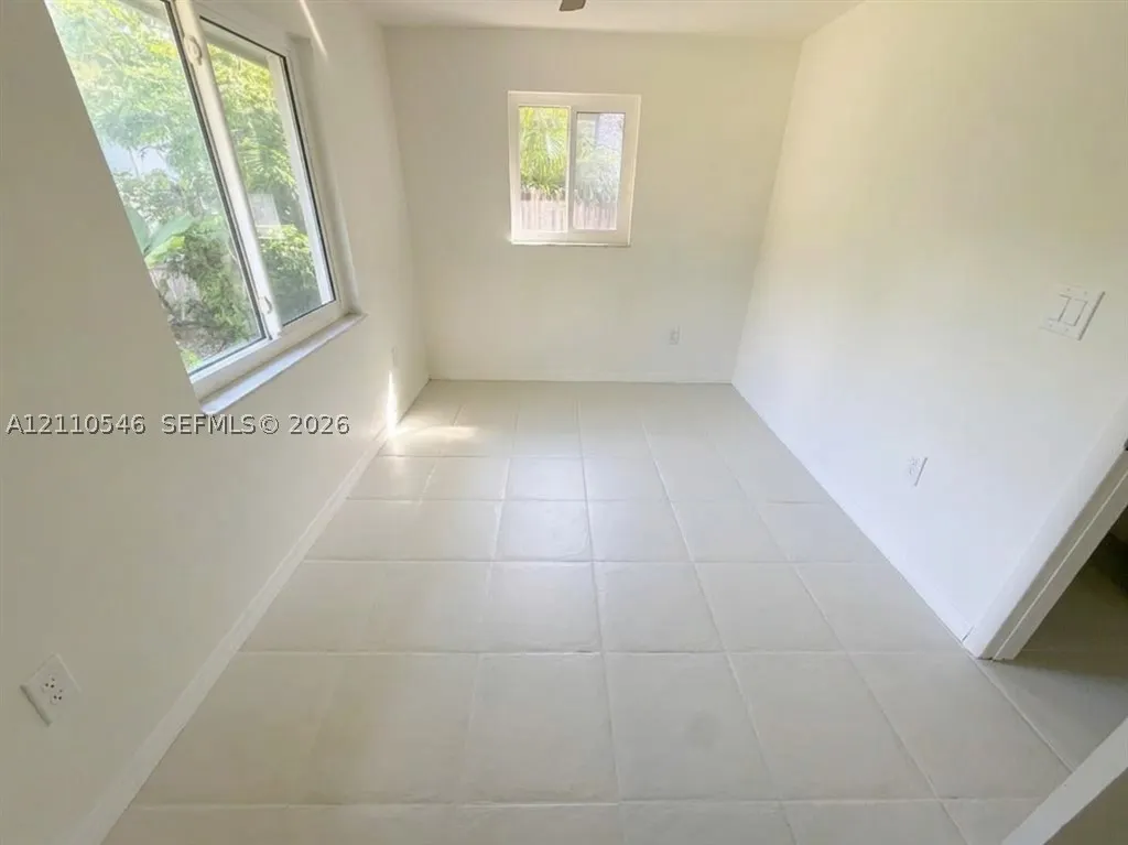 150 NW 44th St #0