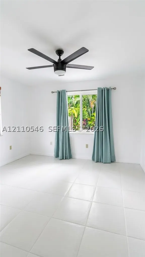 150 NW 44th St #0
